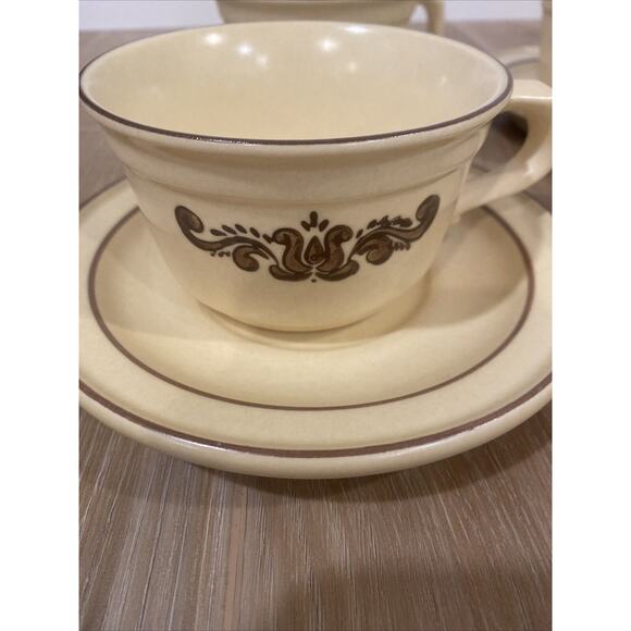 Pfaltzgraff Village Pattern Coffee With Saucer Set Of 4 Castle Mark 6-1 Vintage - Picture 2 of 11